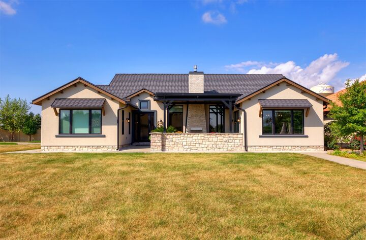 Property Photo:  10232 Bella Strada Lane  IA 50131 