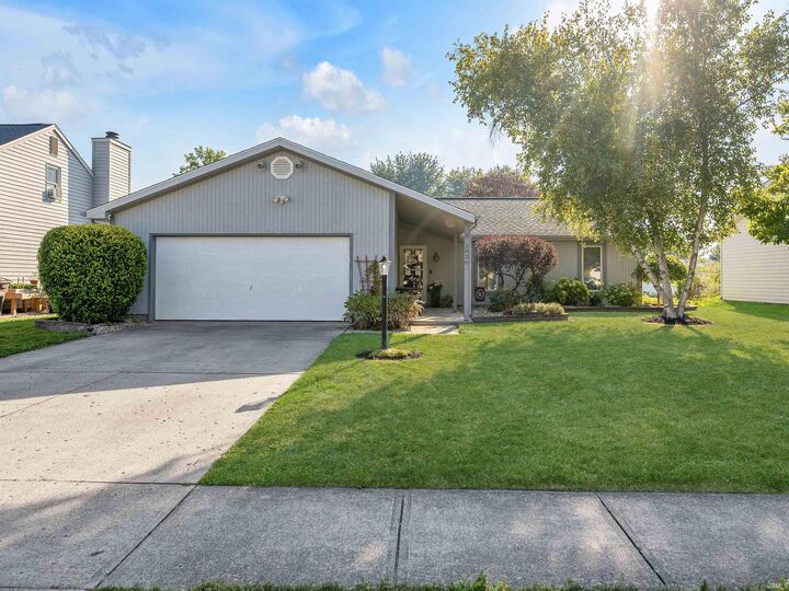 1820 Connaught Court  Fort Wayne IN 46815 photo