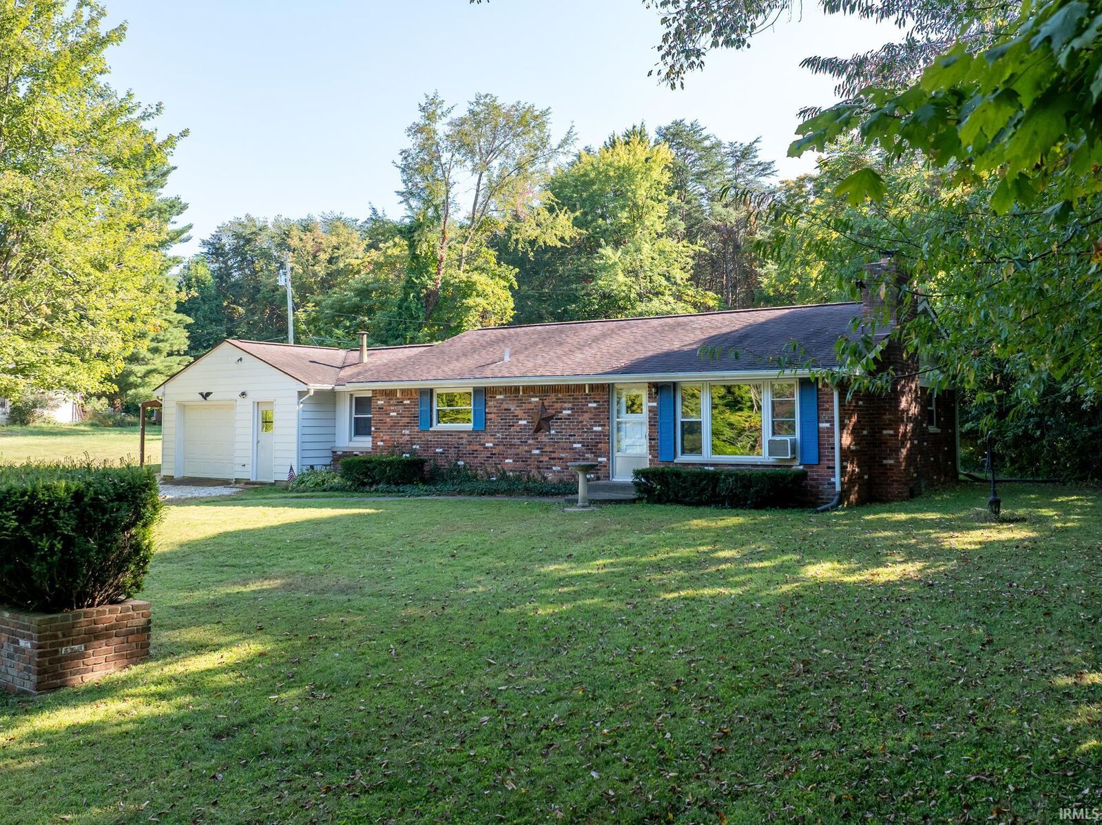 Property Photo:  2798 E Bethel Lane  IN 47408 