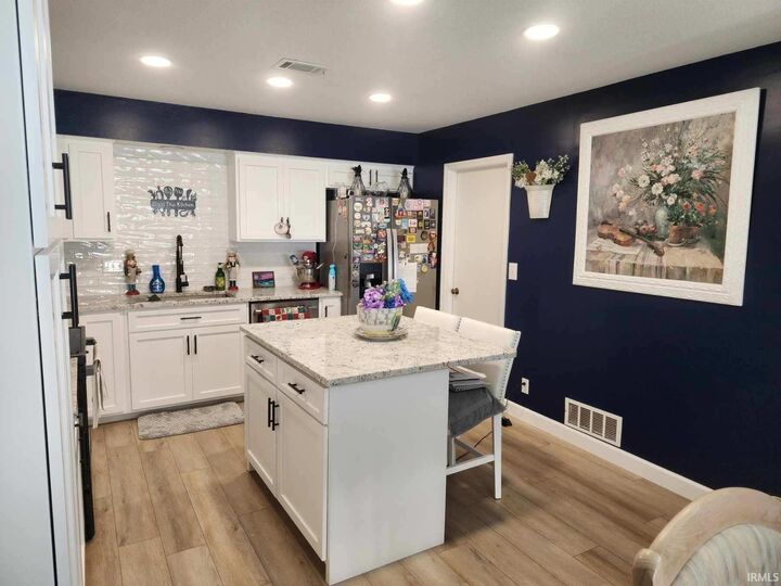 Property Photo: 10250 Bourbon Street Court IN 47639