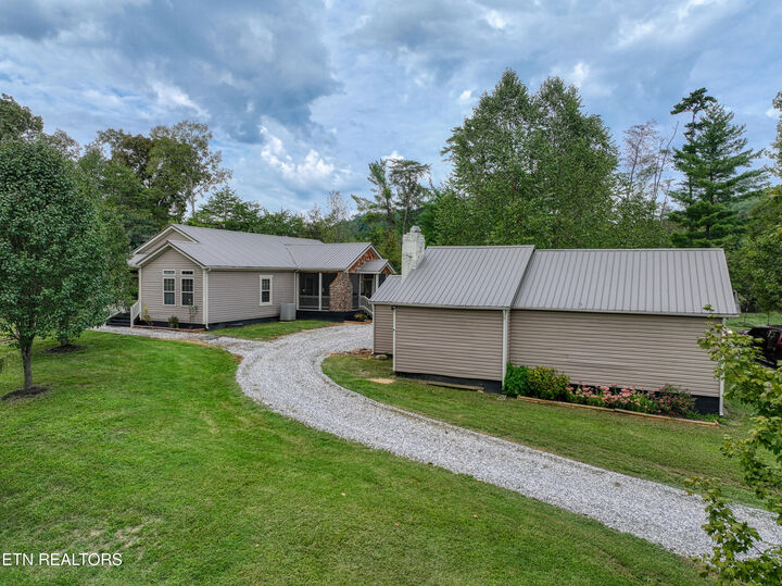 Property Photo:  2307 Stock Creek Rd  TN 37920 
