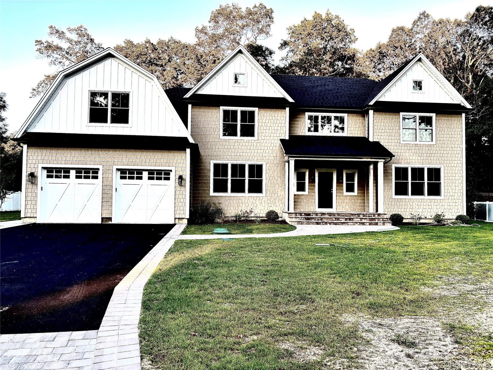 Property Photo:  165 Main Avenue  NY 11755 
