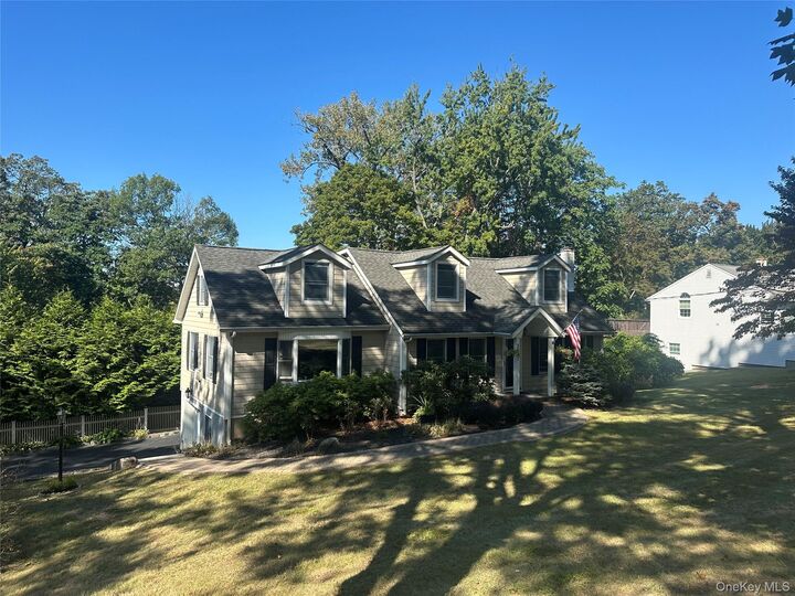 Property Photo: 3801 Valleyview Street NY 10547