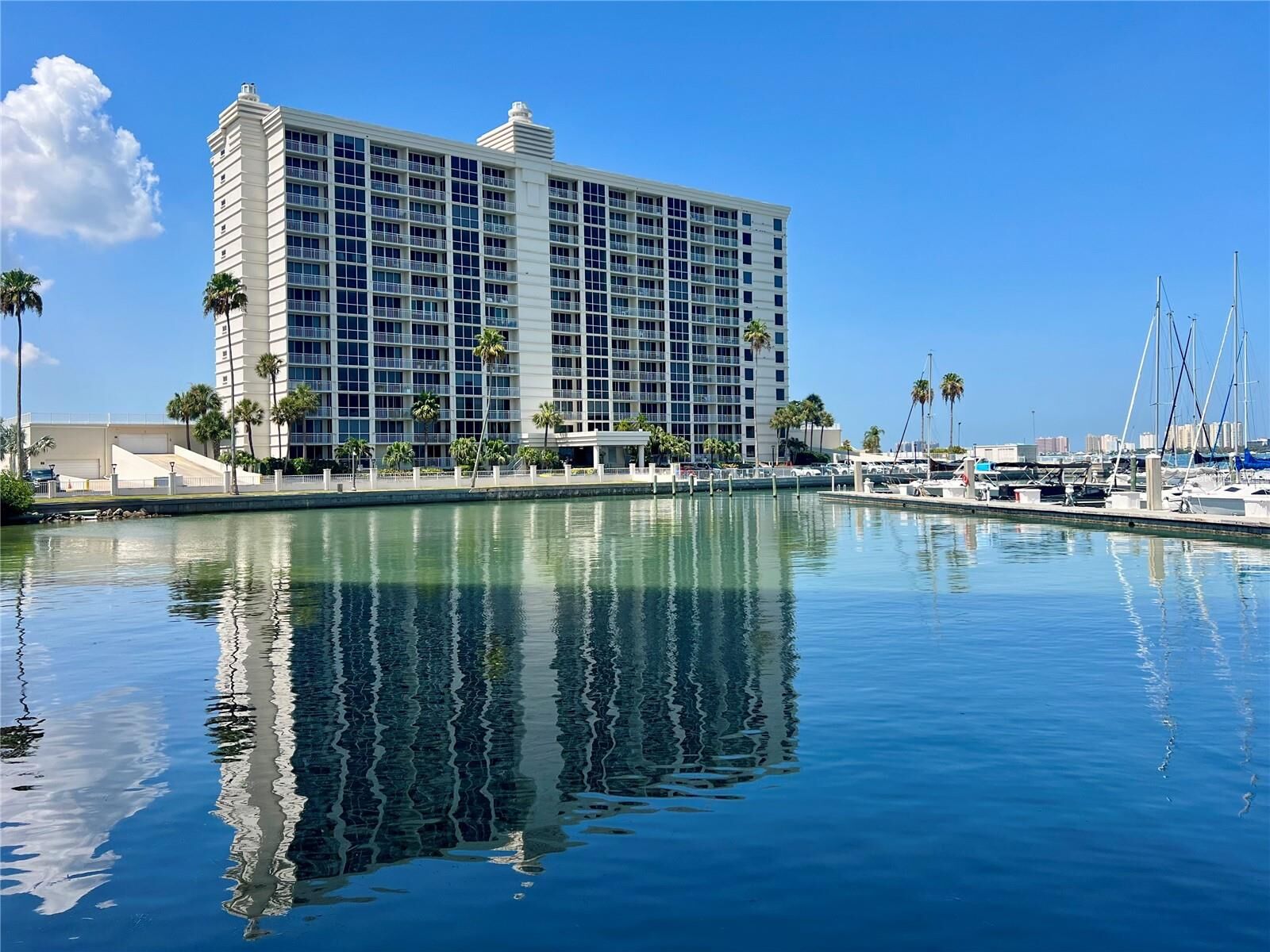 Property Photo:  100 Pierce Street 1001  FL 33756 