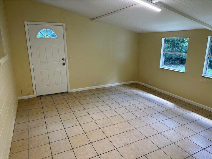 Property Photo: 39346 Rusbe Drive FL 33540