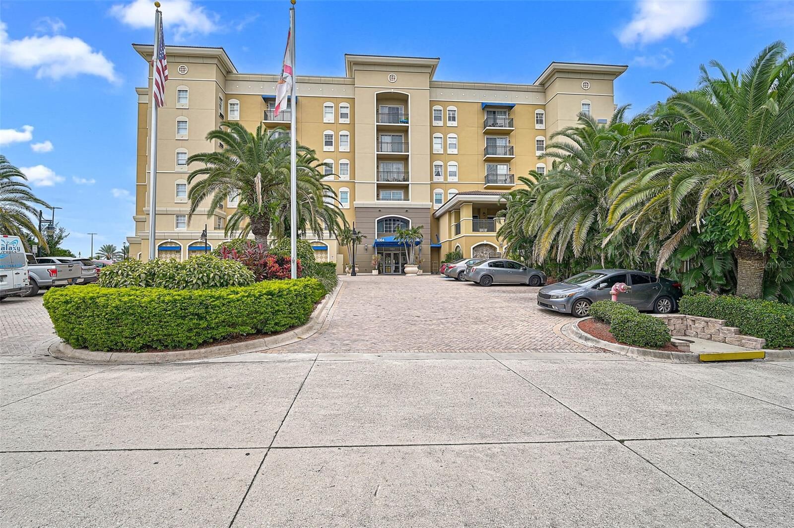 Property Photo: 1064 N Tamiami Trail 1519 FL 34236