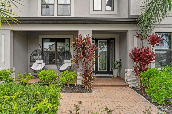 Property Photo:  10710 Foxtail Pasture Way  FL 33647