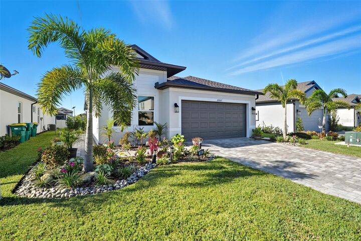 Property Photo: 16887 Fiesta Drive FL 33953
