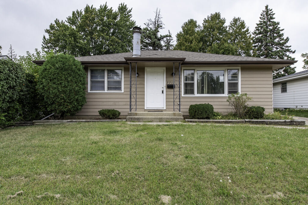 Property Photo:  2712 W Grove Avenue W  IL 60085 