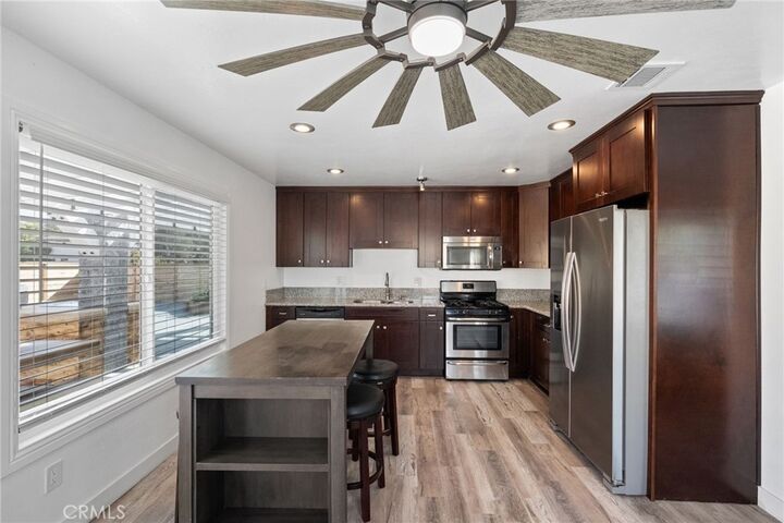 Property Photo: 41149 Via Halcon CA 92591