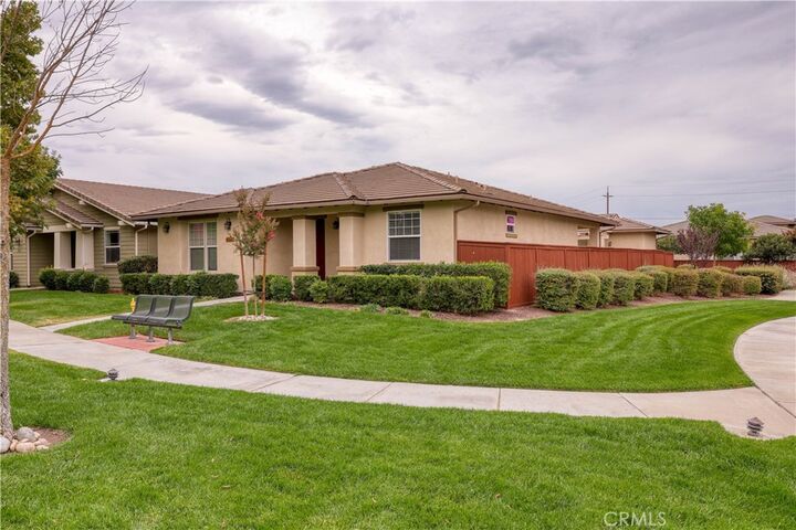 Property Photo:  2561 Pasadena Lane  CA 93446 