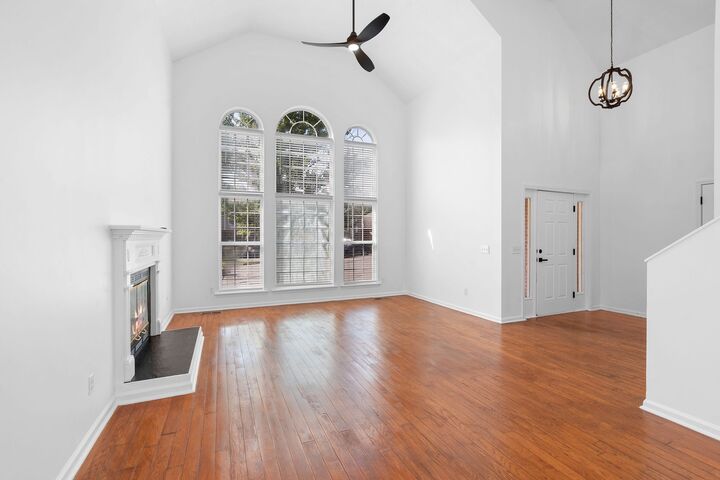 Property Photo:  5204 Ridgefalls Way  TN 37013 