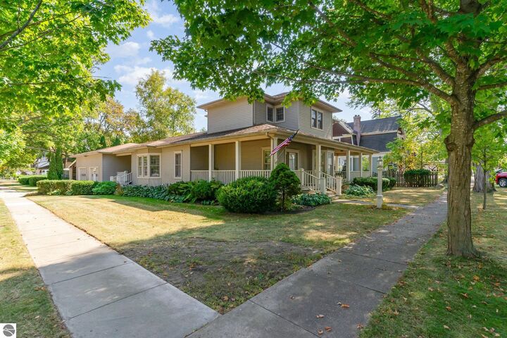 Property Photo:  108 N 3rd Street  MI 48883 