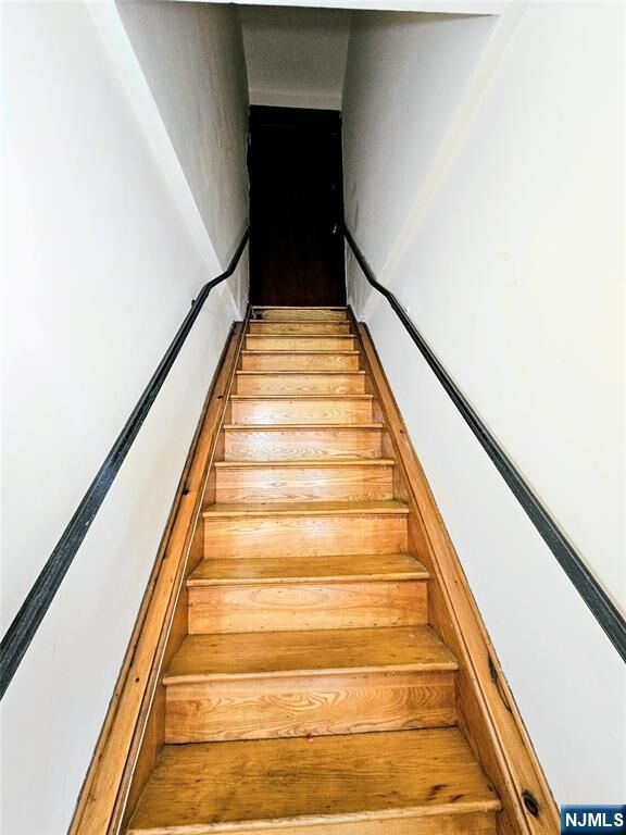 Property Photo: 72 Front 2nd Floor NJ 07031
