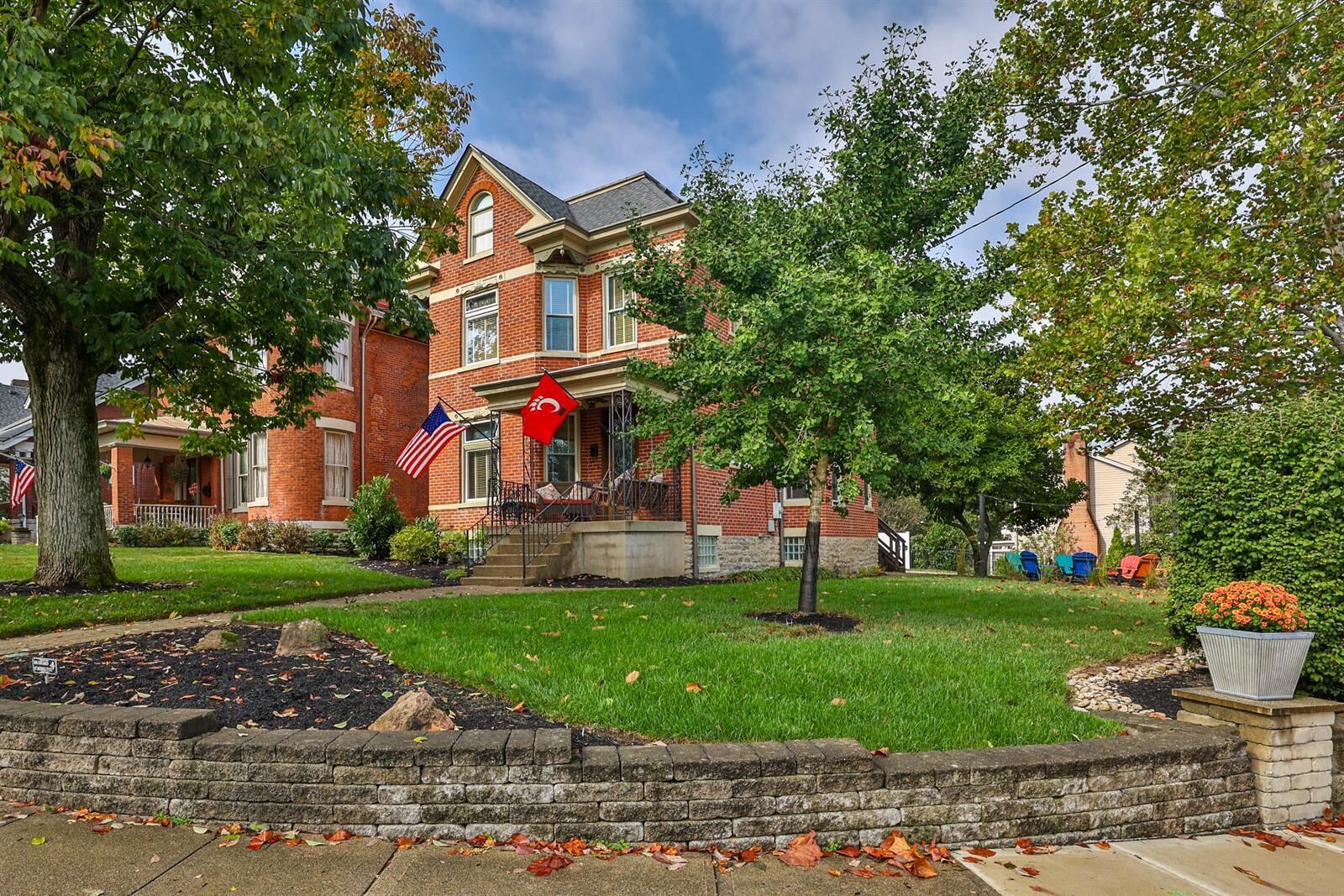 Property Photo:  947 N Fort Thomas Avenue  KY 41075 