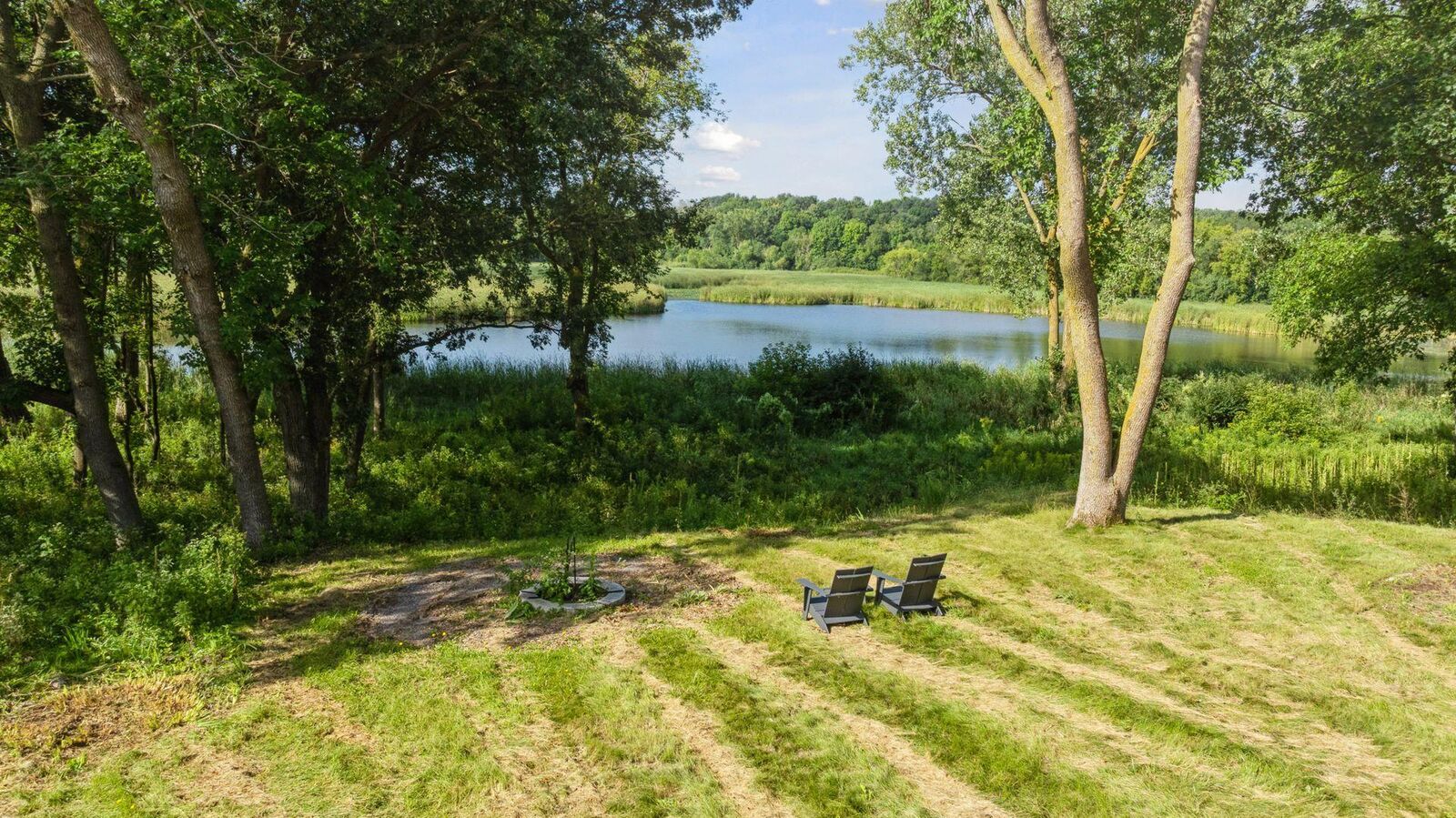 Property Photo: 1225 Oakview Road MN 55356