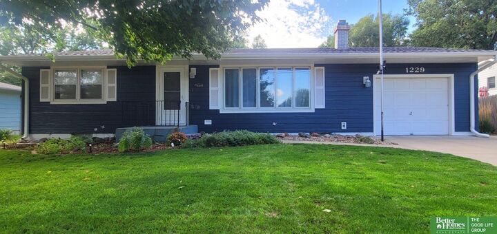 Property Photo:  1229 N Delaware Avenue  NE 68467 