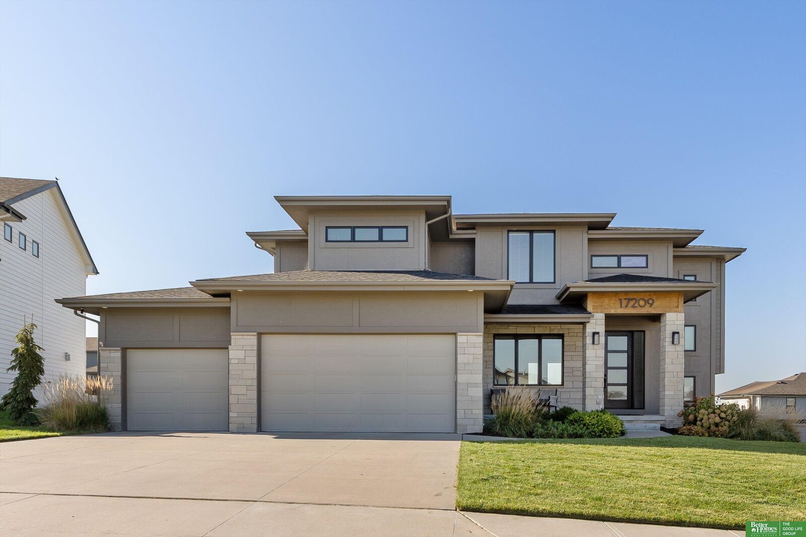 Property Photo:  17209 Potter Street  NE 68007 