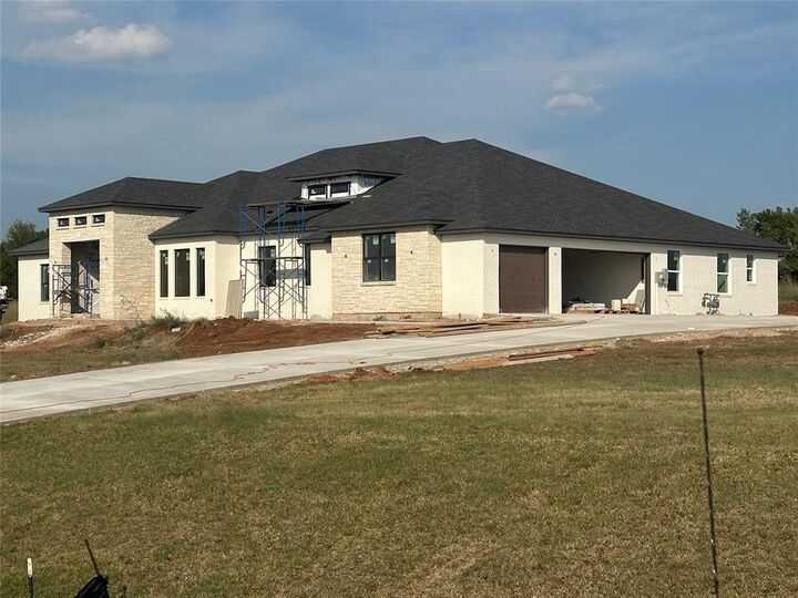 Property Photo:  1331 High Meadow Lane  OK 73093 