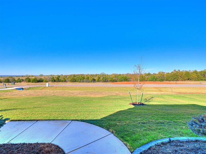 Property Photo: 1331 High Meadow Lane OK 73093