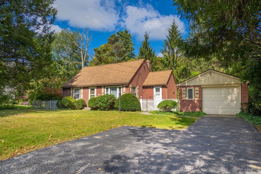 Property Photo:  1472 Main Street  MA 01524 
