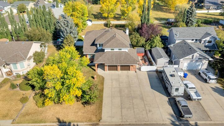 Property Photo:  6018 58 Street  AB T4H 1K3 