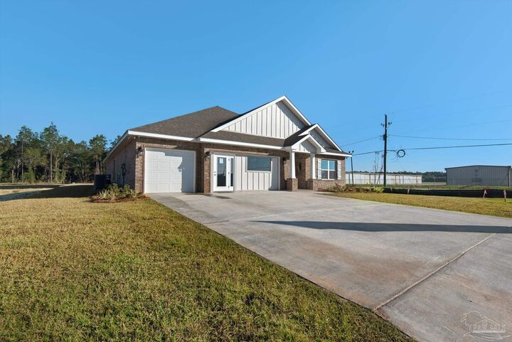 Property Photo:  7604 Piper Cir  FL 32583 