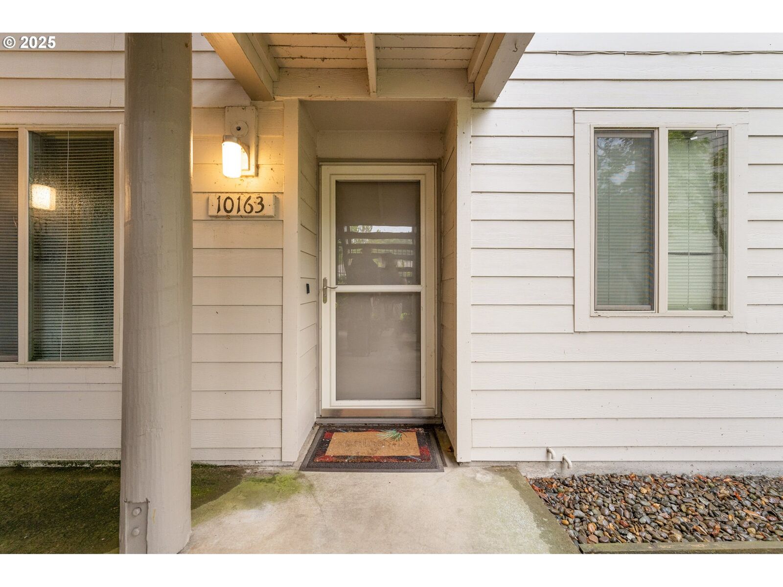 Property Photo:  10163 SW Trapper Ter  OR 97008 