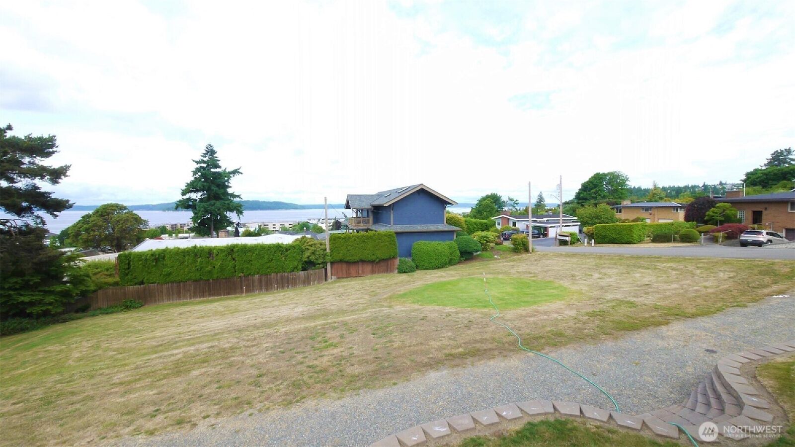 Property Photo: 921 S 226th Place WA 98198
