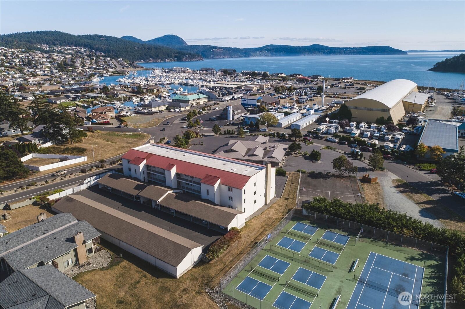 Property Photo: 1800 Skyline Way 205 WA 98221