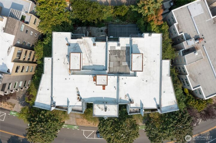 Property Photo: 3230 SW Avalon Way WA 98126