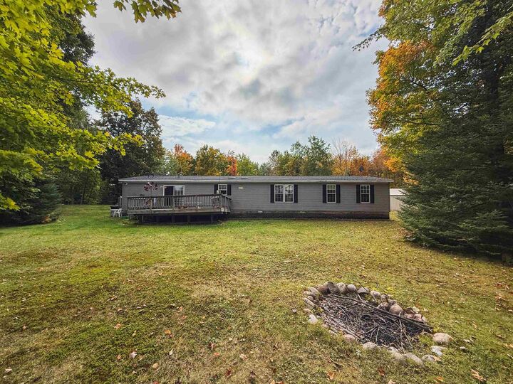 Property Photo: 17560 Bass Point Lane WI 54175