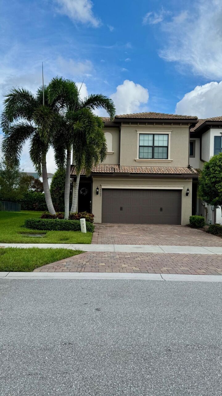 Property Photo:  4502 San Fratello Circle  FL 33467