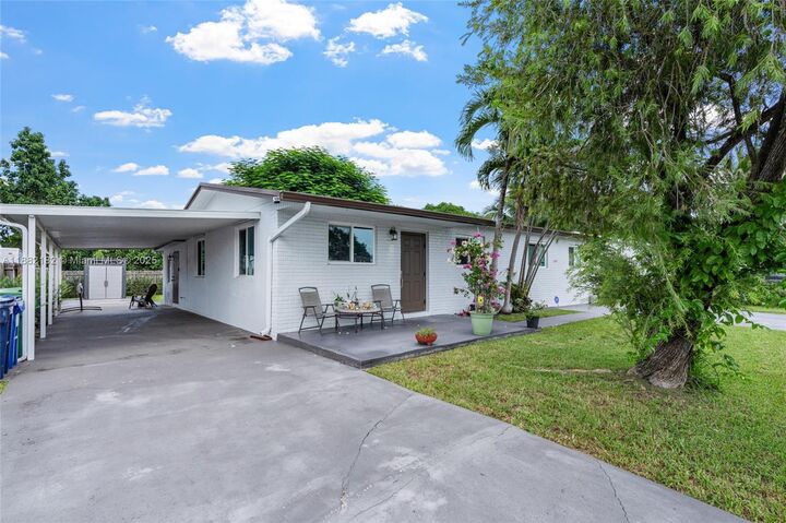 Property Photo:  11831 SW 182nd Ter  FL 33177 