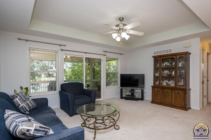 Property Photo:  4307 SE Horseshoe Bend Dr  KS 66609 
