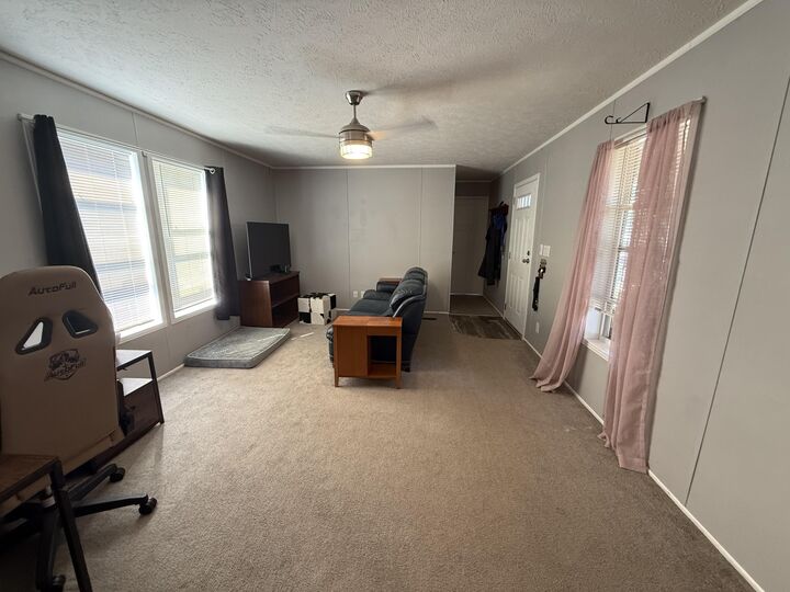 Property Photo: 808 Avoca 25 WY 82801