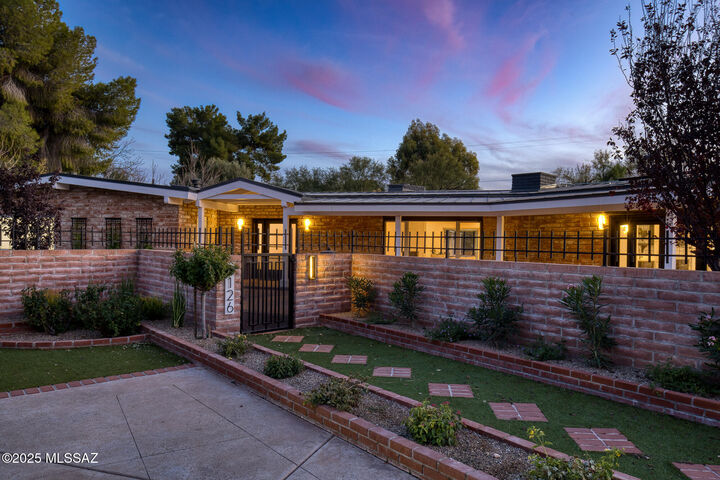 Property Photo:  6126 E San Leandro Drive  AZ 85715 