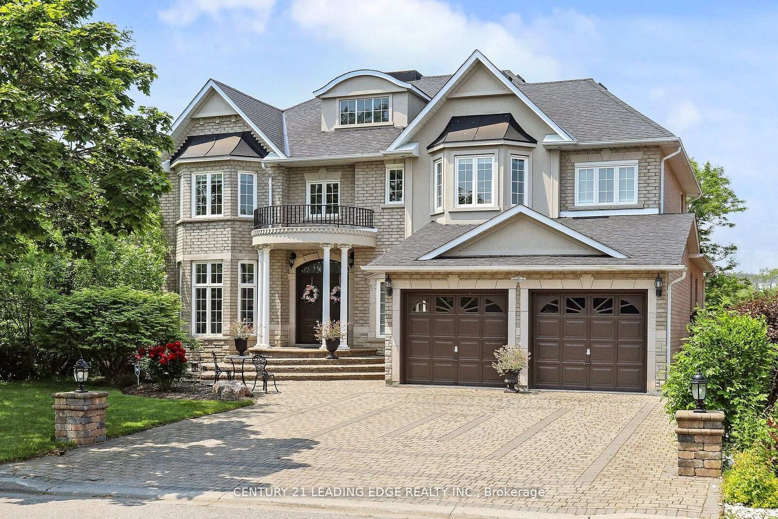 Photo de la propriété:  10 Roberson Drive  ON L1T 4K1 
