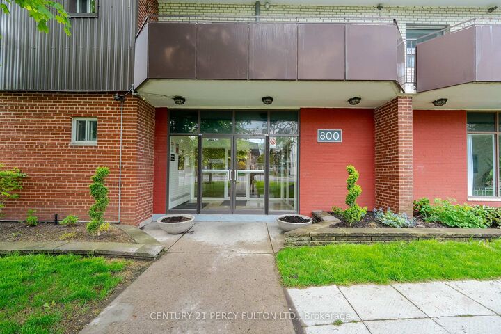 Property Photo:  800 Kennedy Road 212  ON M1K 2C9 