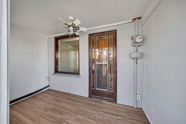 Property Photo:  159 1/2 Olive Avenue  ON L1H 2P1 
