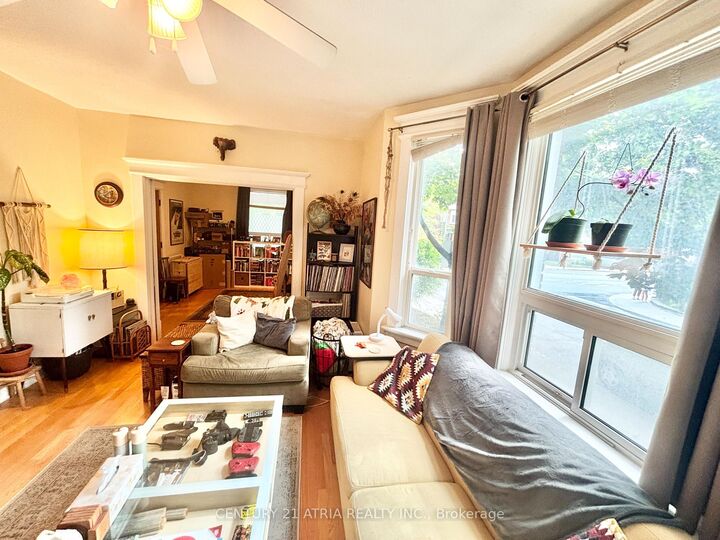 Property Photo:  442 Runnymede Road  ON M6S 2Z1 