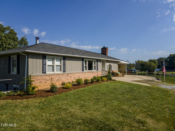 Property Photo: 8315 Old Stage Road TN 37641