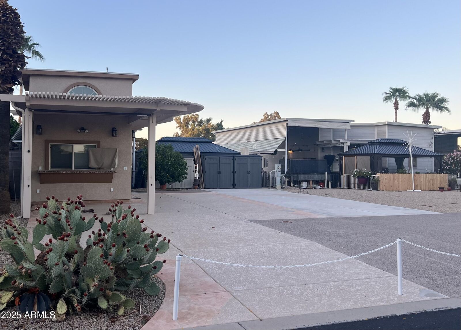Property Photo:  17200 W Bell Road 1776  AZ 85374 