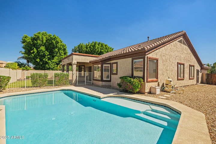 Property Photo:  6052 W Kristal Way  AZ 85308 