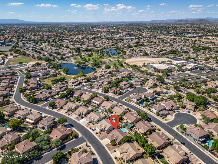 Property Photo:  6052 W Kristal Way  AZ 85308 