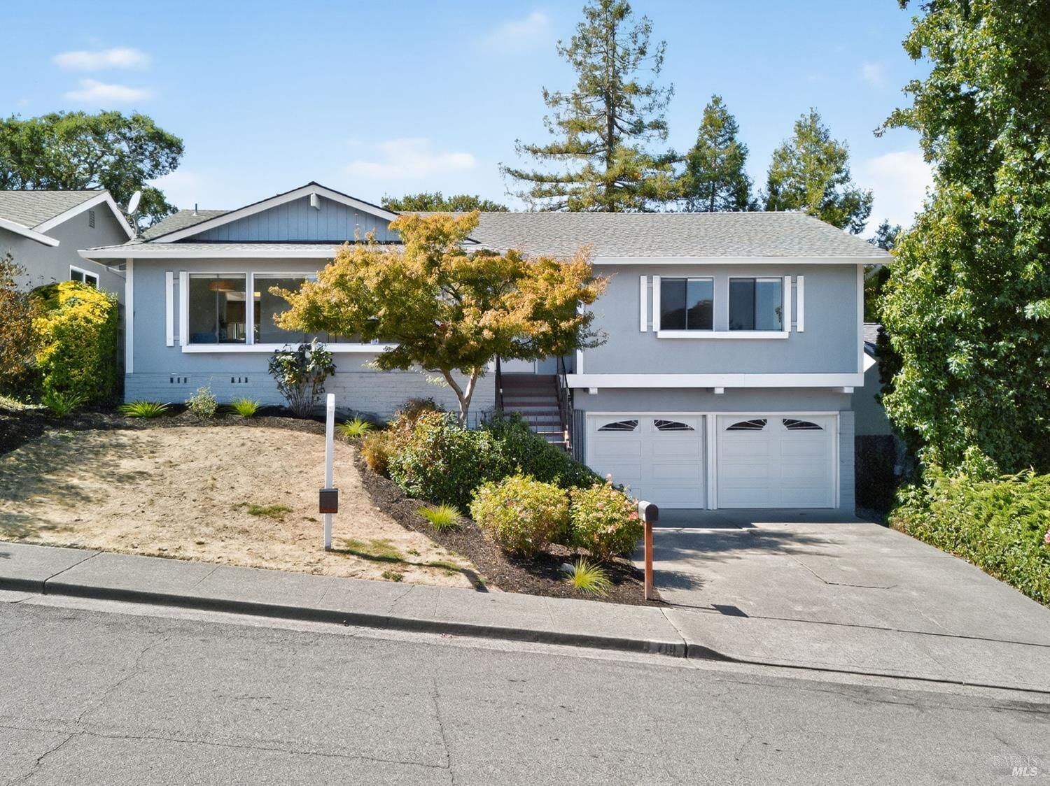 Property Photo:  719 Vanessa Way  CA 94952 