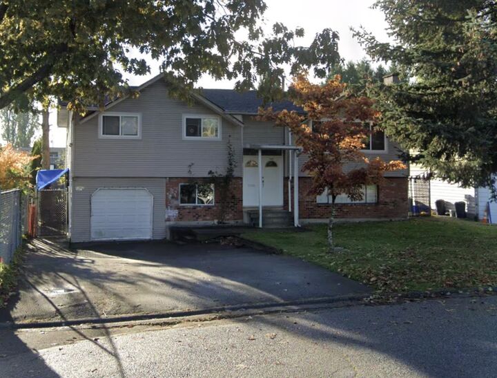 11962 85A Avenue — photo 1