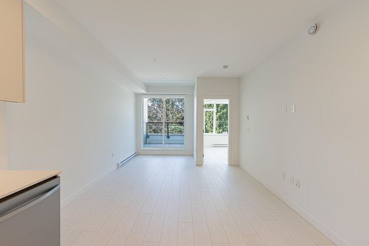 Property Photo: 10466 138A Street 205 BC V3T 4L3