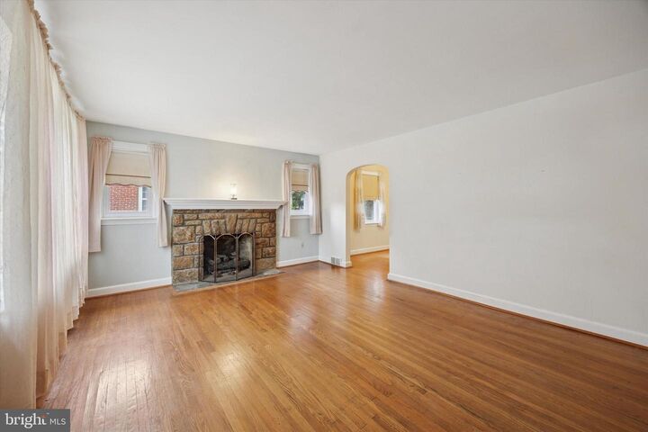 Property Photo:  711 Roberts Avenue  PA 19026 