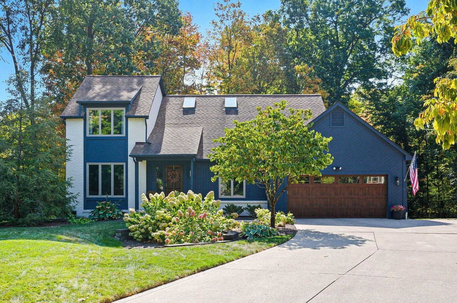 Property Photo:  1260 Autumn Park Court  OH 43081 